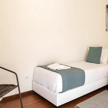 Terrace Apartment *